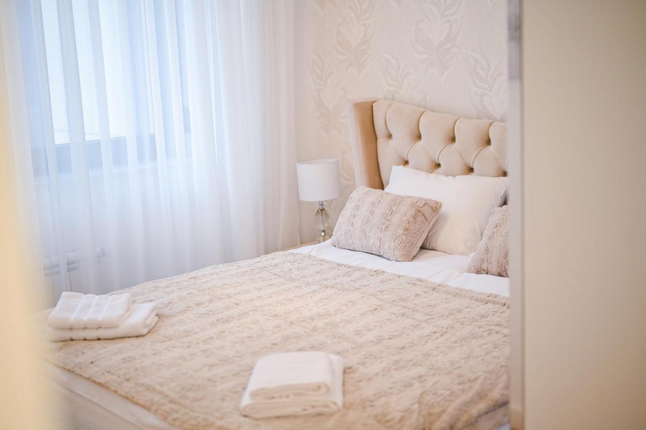 Apartman City Charm บันยาลูกา ภายนอก รูปภาพ
