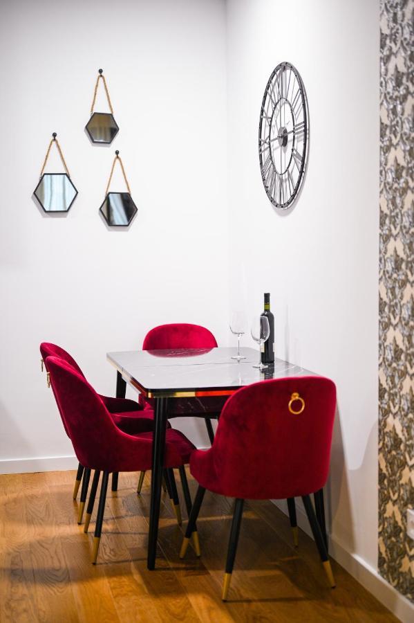 Apartman City Charm บันยาลูกา ภายนอก รูปภาพ